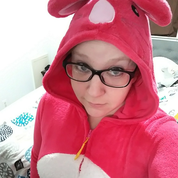 Meet your Posher, Jennifer - Picture 6 of 8